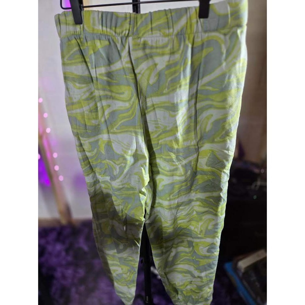Wild Fable Women‎ Green Swirl Jogger Pants Size L Elastic Waist Casual Lounge